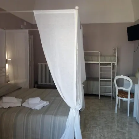 Palazzo Mosca 4* サンニコーラ