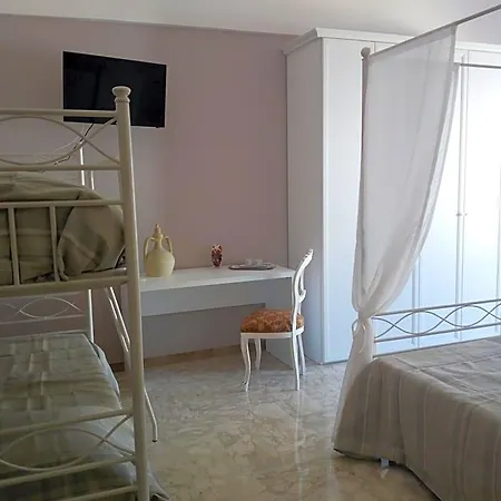 Palazzo Mosca Bed & Breakfast Sannicola